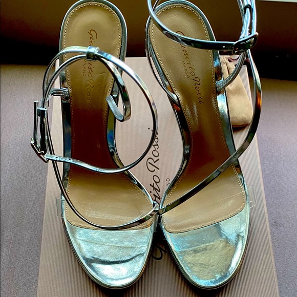 Gianvito Rossi Shoes - Gianvito Rossi Heels